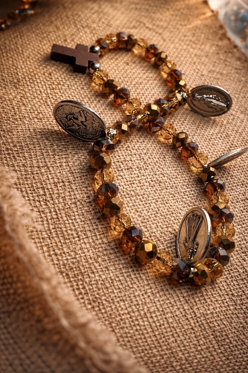 Rosario Gold Ambar